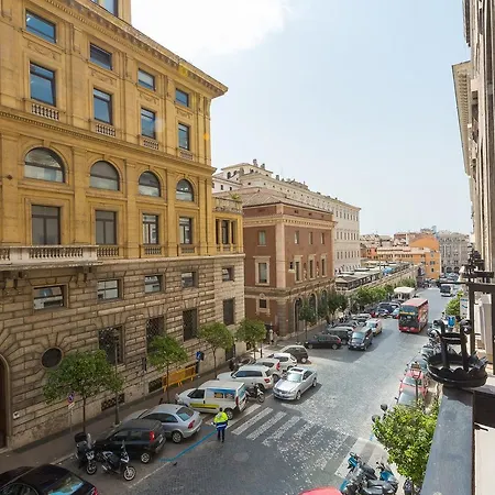 Prestigious Via Barberini Apartmán Řím