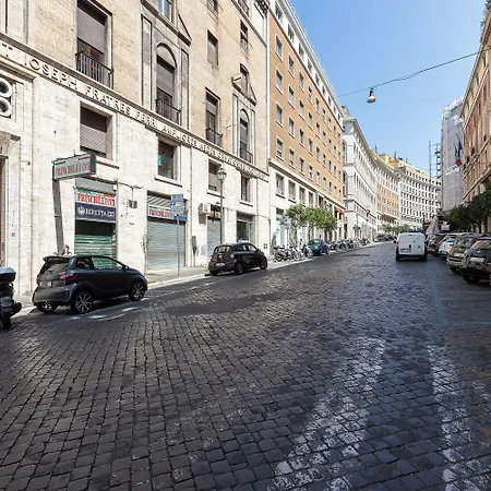 Prestigious Via Barberini *