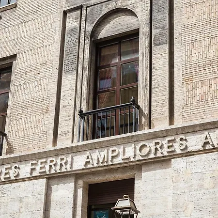 Prestigious Via Barberini * Rome