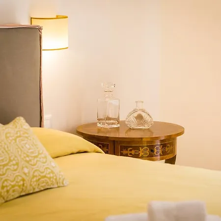 Prestigious Via Barberini * Rome