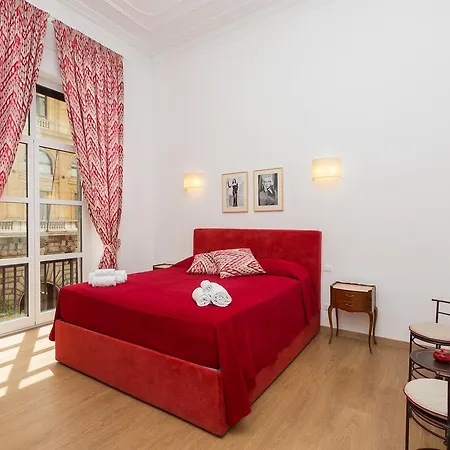 Prestigious Via Barberini דירה